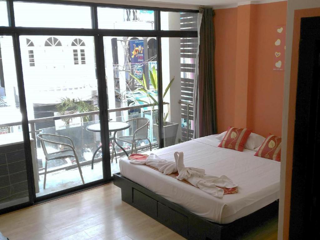 Long Beach Hotel Patong ภายนอก รูปภาพ