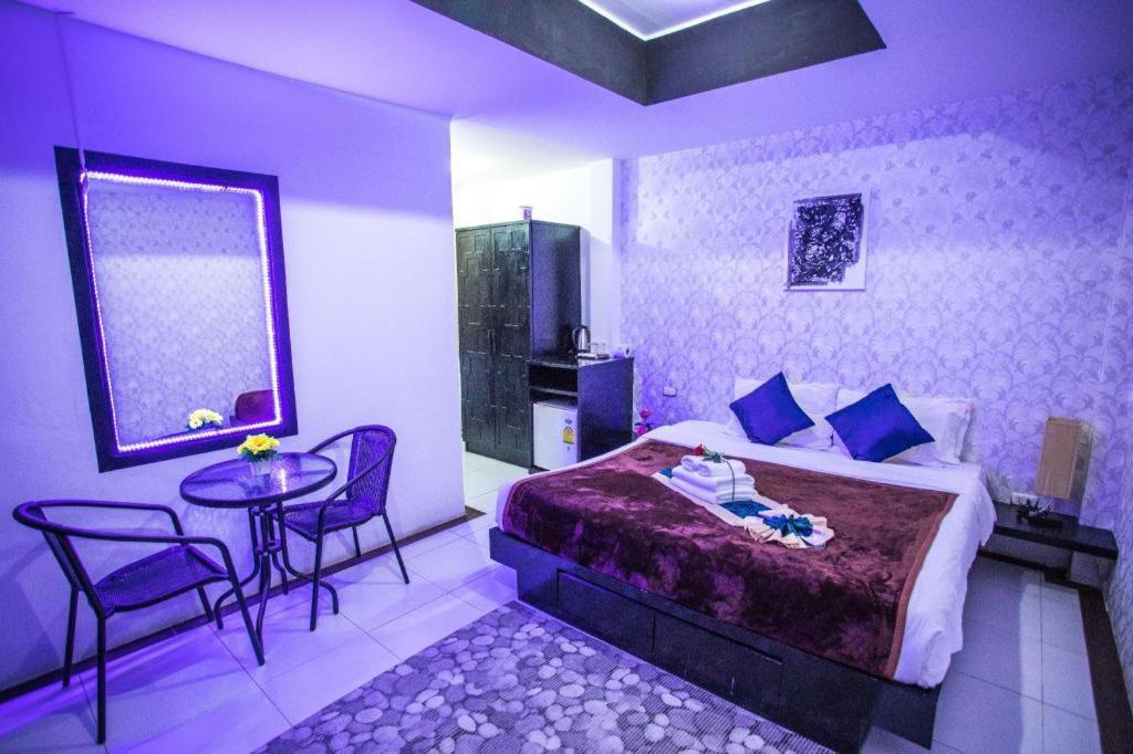 Long Beach Hotel Patong ภายนอก รูปภาพ