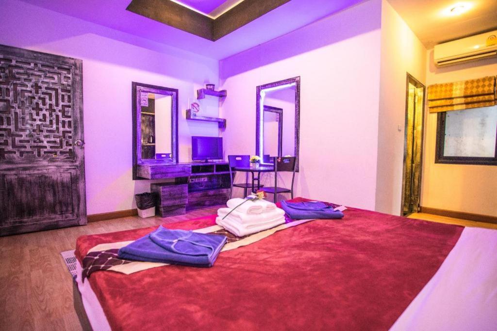 Long Beach Hotel Patong ภายนอก รูปภาพ
